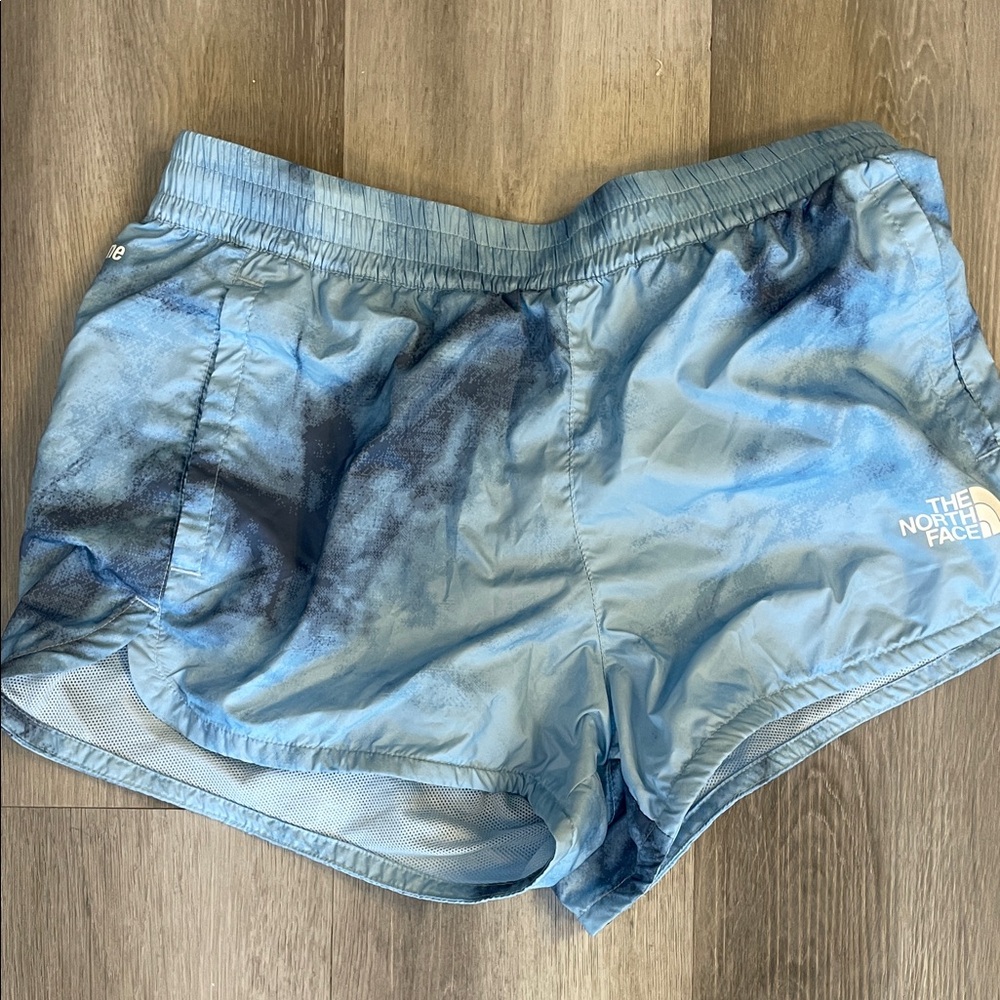 NWOT The North Face Hydrenaline shorts